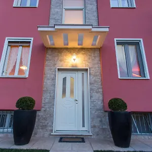 Lm House Lonato del Garda